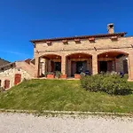 2 Bedroom Cozy In * Gubbio
